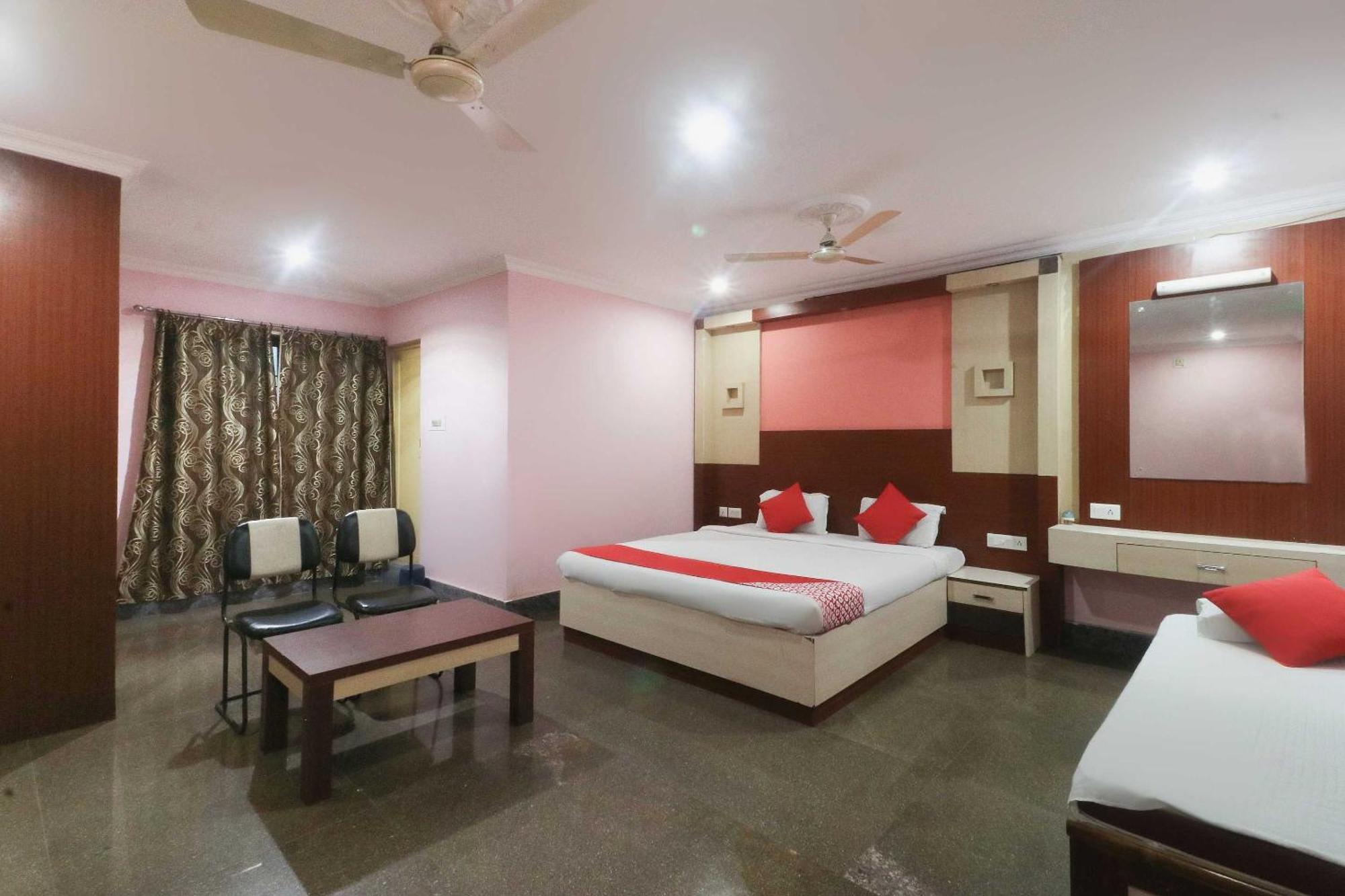 Hotel O Nirmala Residency Μπουμπάνεσβαρ Εξωτερικό φωτογραφία