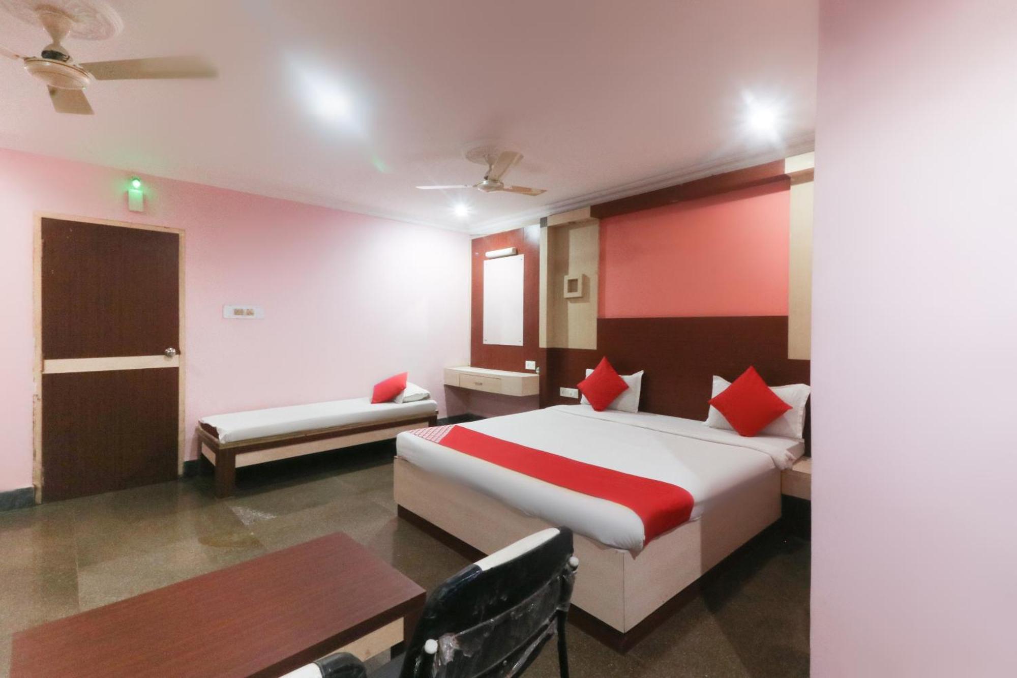 Hotel O Nirmala Residency Μπουμπάνεσβαρ Εξωτερικό φωτογραφία